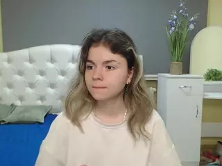 TinaRedly's Live Sex Cam Show