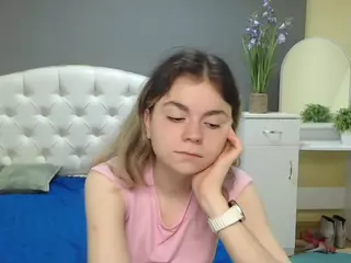 TinaRedly's Live Sex Cam Show