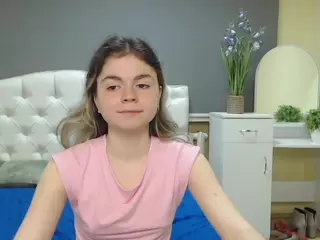TinaRedly's Live Sex Cam Show