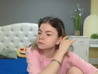 TinaRedly's Live Sex Cam Show
