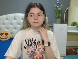 TinaRedly's Live Sex Cam Show