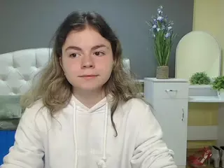 TinaRedly's Live Sex Cam Show