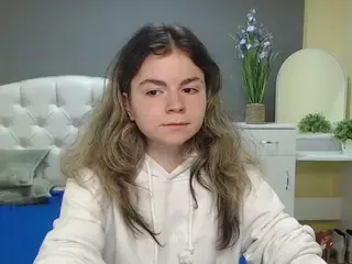 TinaRedly's Live Sex Cam Show