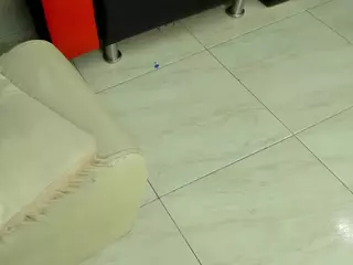 swinger-house's Live Sex Cam Show