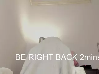 Lisa-Babe's Live Sex Cam Show