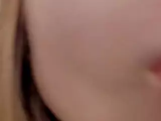 Lisa-Babe's Live Sex Cam Show