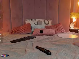Candace-c's Live Sex Cam Show