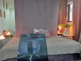 Candace-c's Live Sex Cam Show