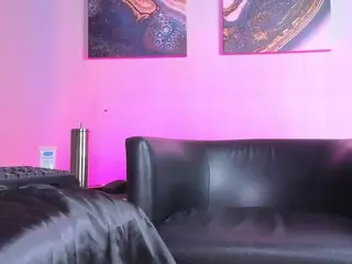 Matilda's Live Sex Cam Show