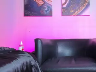 Matilda's Live Sex Cam Show