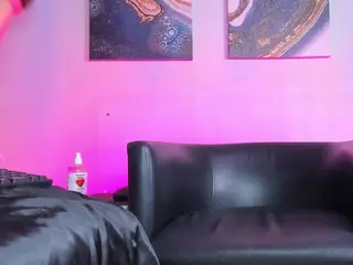 Matilda's Live Sex Cam Show