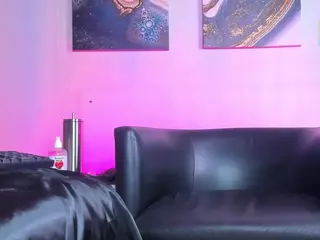 Matilda's Live Sex Cam Show