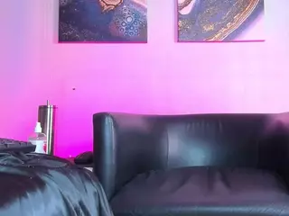 Matilda's Live Sex Cam Show
