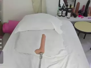 catalessa's Live Sex Cam Show