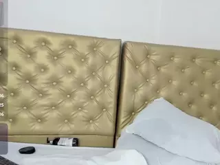 catalessa's Live Sex Cam Show