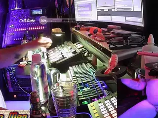 CharmingMan1275's Live Sex Cam Show