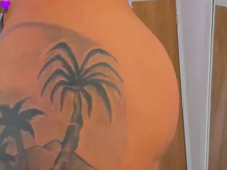Emily-Ortiiz's Live Sex Cam Show