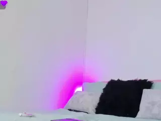 Emily-Ortiiz's Live Sex Cam Show