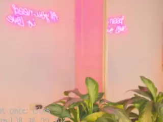 Lia Cox's Live Sex Cam Show