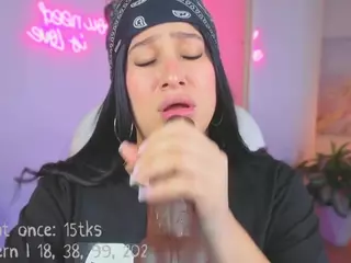 Lia Cox's Live Sex Cam Show