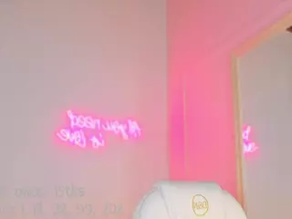 Lia Cox's Live Sex Cam Show