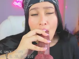 Lia Cox's Live Sex Cam Show