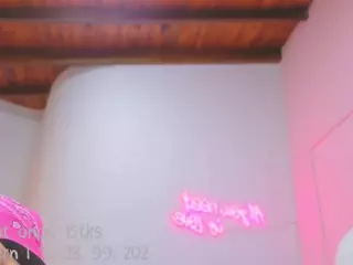Lia Cox's Live Sex Cam Show