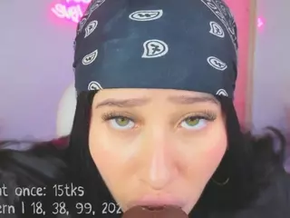 Lia Cox's Live Sex Cam Show