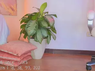 Lia Cox's Live Sex Cam Show