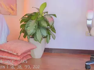 Lia Cox's Live Sex Cam Show