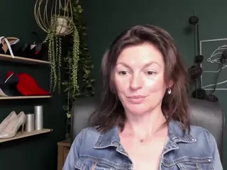 VivianKiss's Live Sex Cam Show