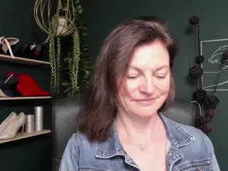 VivianKiss's Live Sex Cam Show