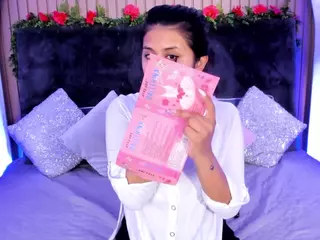 KarlaGonzales's Live Sex Cam Show