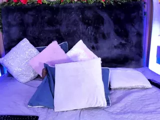 KarlaGonzales's Live Sex Cam Show