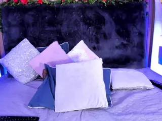 KarlaGonzales's Live Sex Cam Show