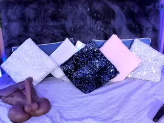 KarlaGonzales's Live Sex Cam Show