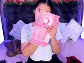 KarlaGonzales's Live Sex Cam Show
