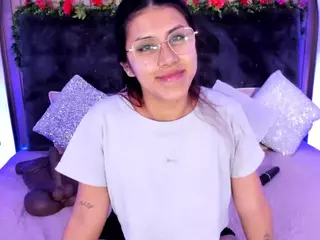 KarlaGonzales's Live Sex Cam Show