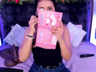 KarlaGonzales's Live Sex Cam Show