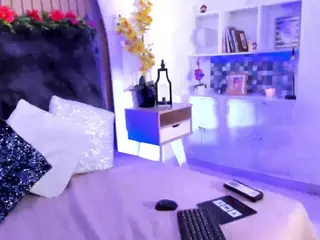 KarlaGonzales's Live Sex Cam Show