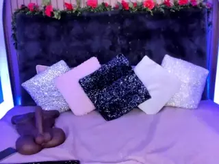 KarlaGonzales's Live Sex Cam Show