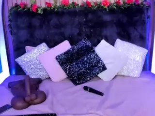 KarlaGonzales's Live Sex Cam Show