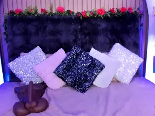 KarlaGonzales's Live Sex Cam Show