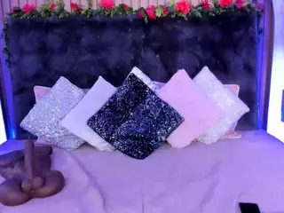 KarlaGonzales's Live Sex Cam Show