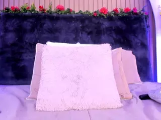KarlaGonzales's Live Sex Cam Show