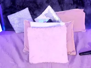 KarlaGonzales's Live Sex Cam Show