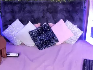 KarlaGonzales's Live Sex Cam Show