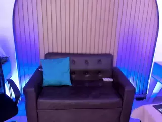 KarlaGonzales's Live Sex Cam Show