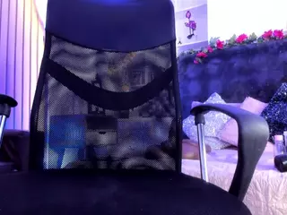 KarlaGonzales's Live Sex Cam Show