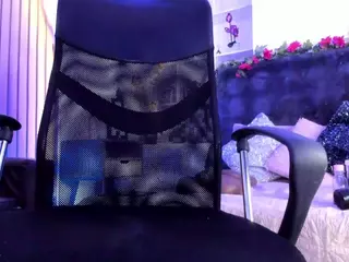 KarlaGonzales's Live Sex Cam Show